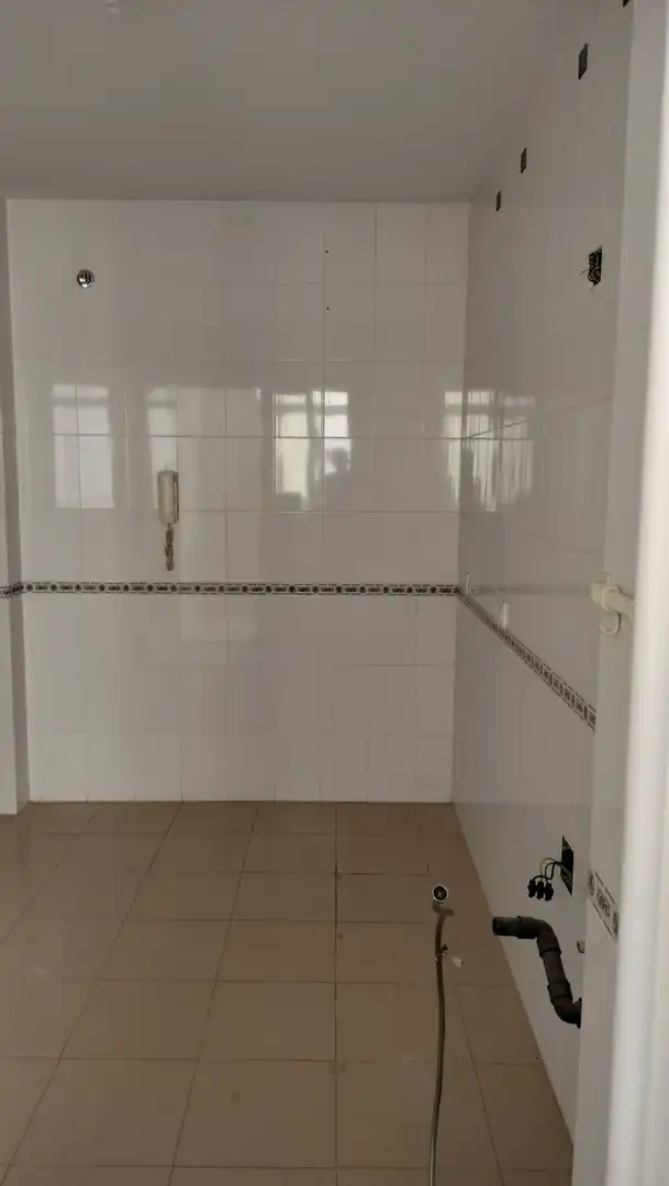 Wohnung zum Verkauf in N/A, -1, Loja