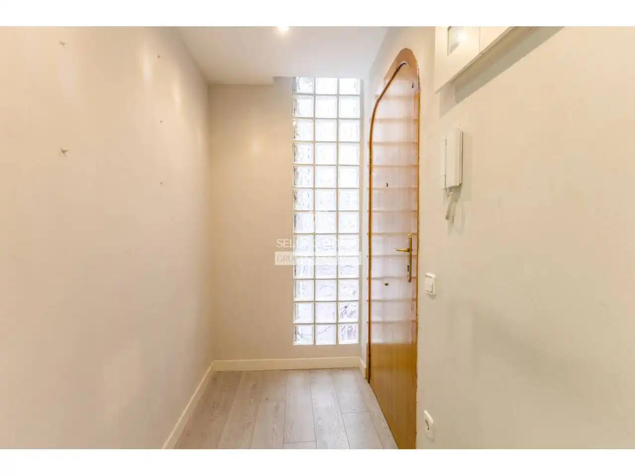 Flat for sale in Valencia  with Heating, Parquet flooring and Balcony