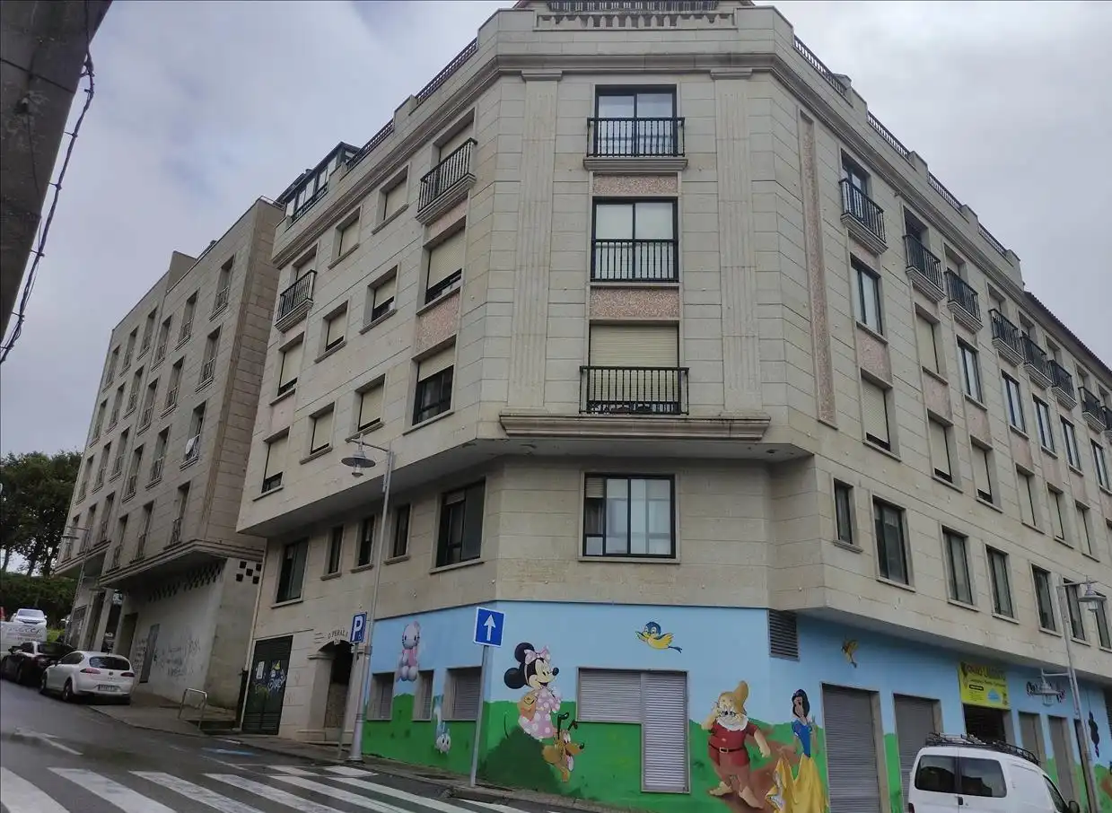 Vista exterior de Piso en venta en Cangas 