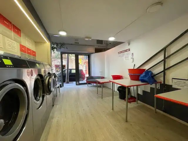 Local comercial en venda a Carrer de Galileu