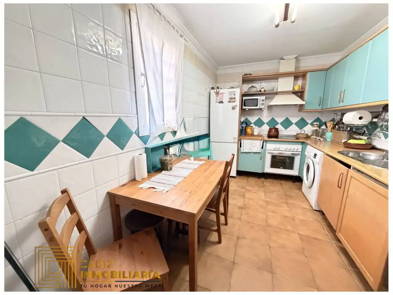 Cuina de Àtic en venda en Cádiz amb Aire condicionat i Terrassa