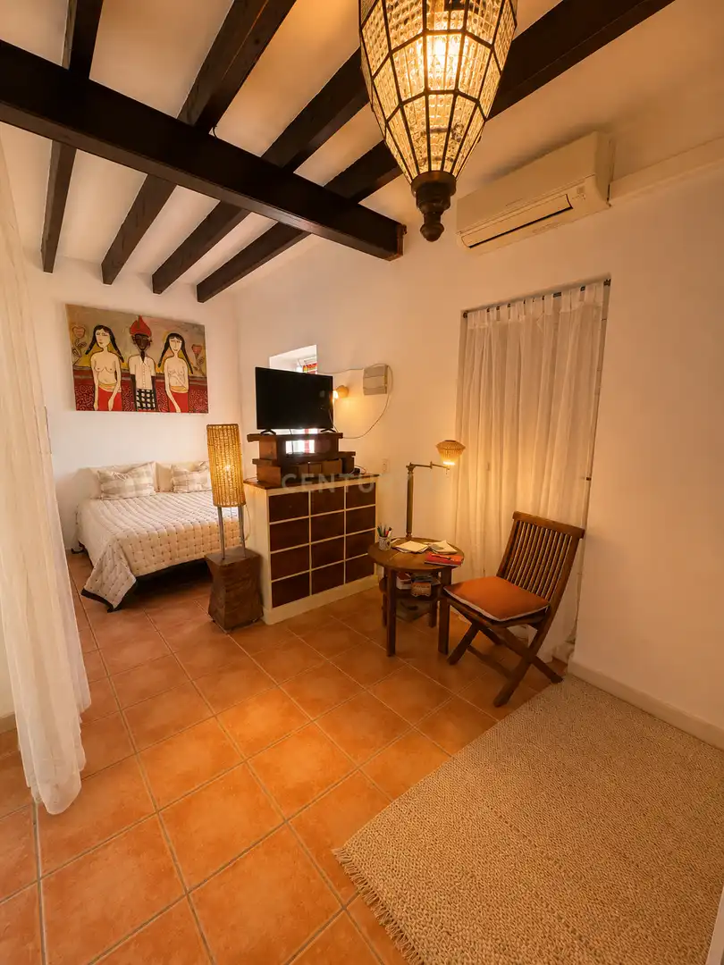 Sala d'estar de Casa adosada en venda en Eivissa amb Jardí privat, Traster i Piscina