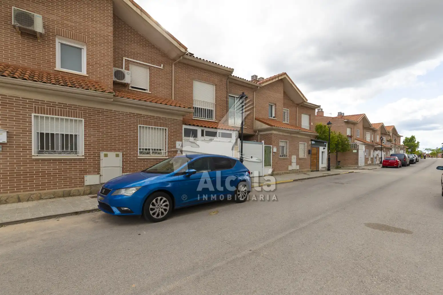 Vista exterior de Casa adosada en venta en Valdeavero con Aire acondicionado, Calefacción y Jardín privado