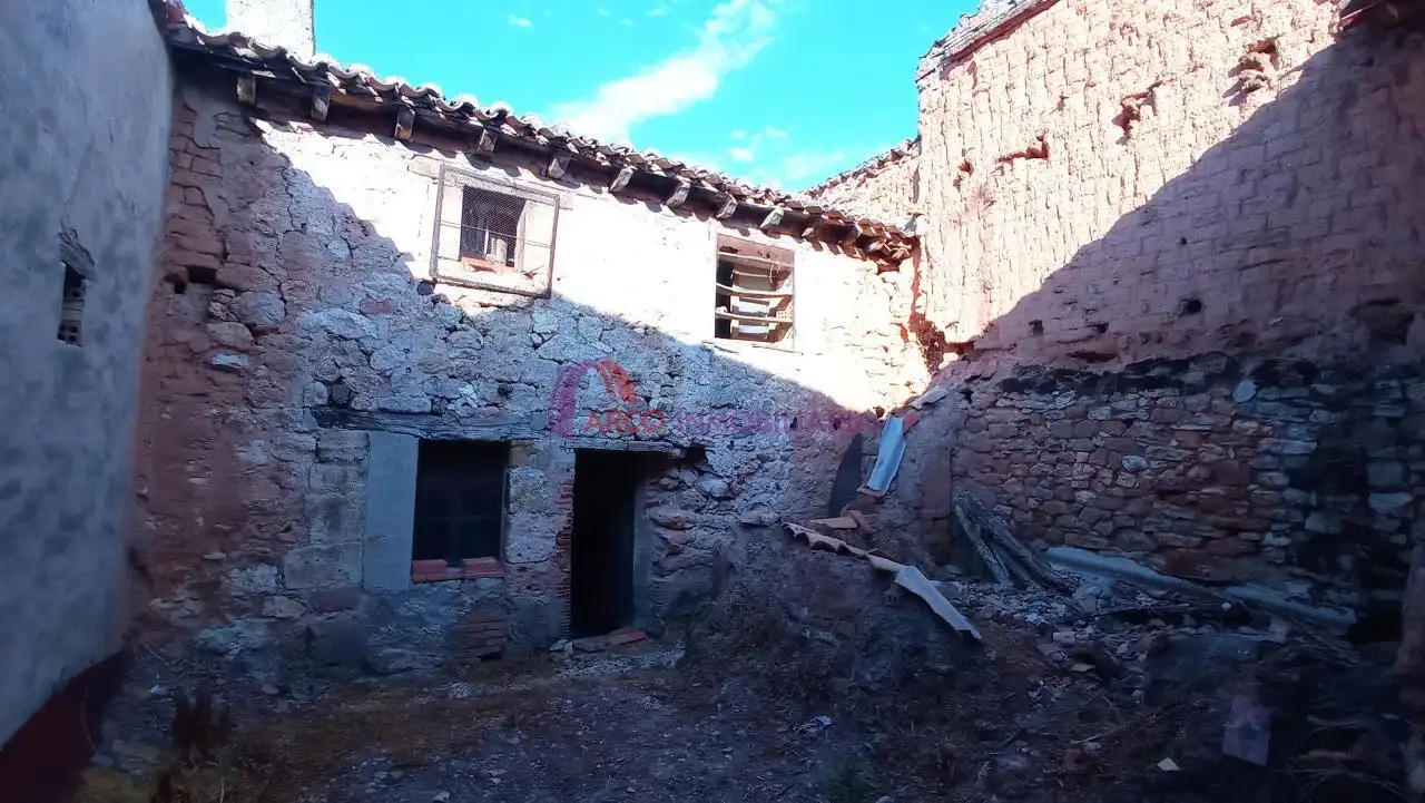 Vista exterior de Casa o chalet en venta en Arcos con Calefacción y Jardín privado