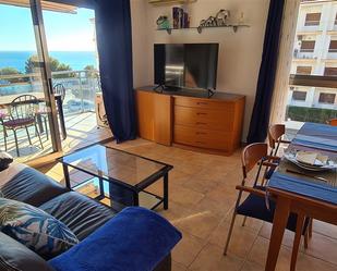 Sala d'estar de Apartament de lloguer en Mont-roig del Camp amb Aire condicionat i Terrassa