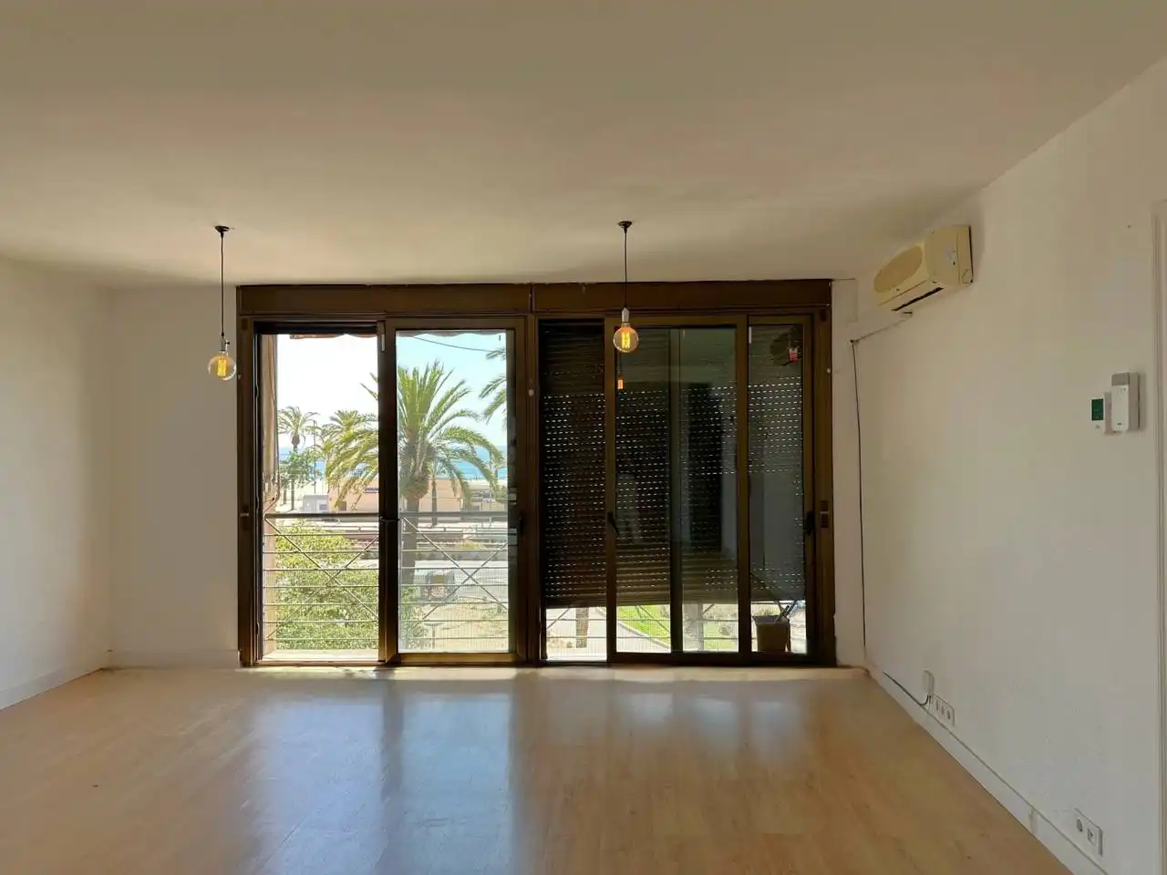 Sala d'estar de Apartament en venda en Mataró amb Aire condicionat i Parquet
