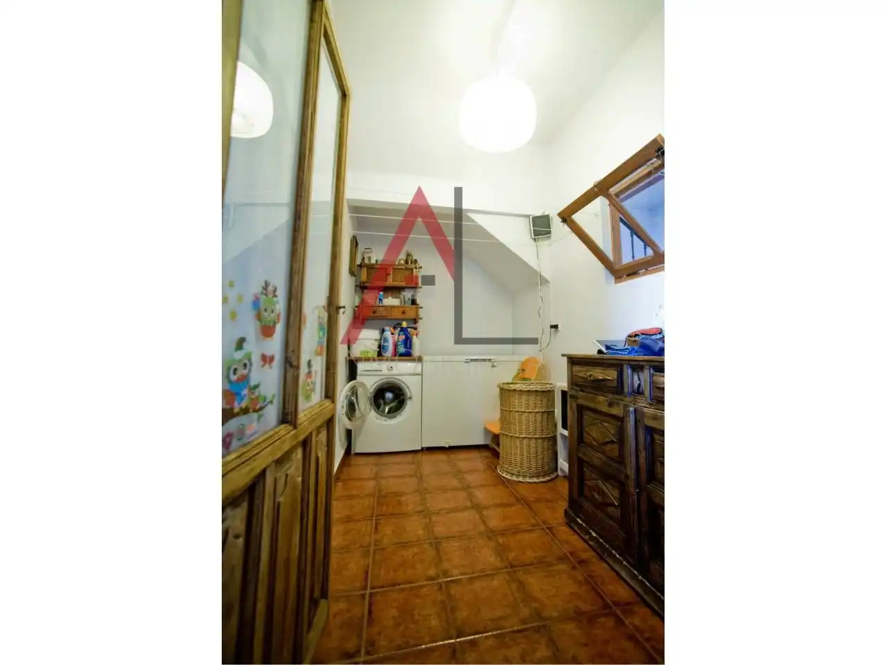Cuina de Casa o xalet en venda en Santiuste de San Juan Bautista amb Jardí privat, Terrassa i Moblat