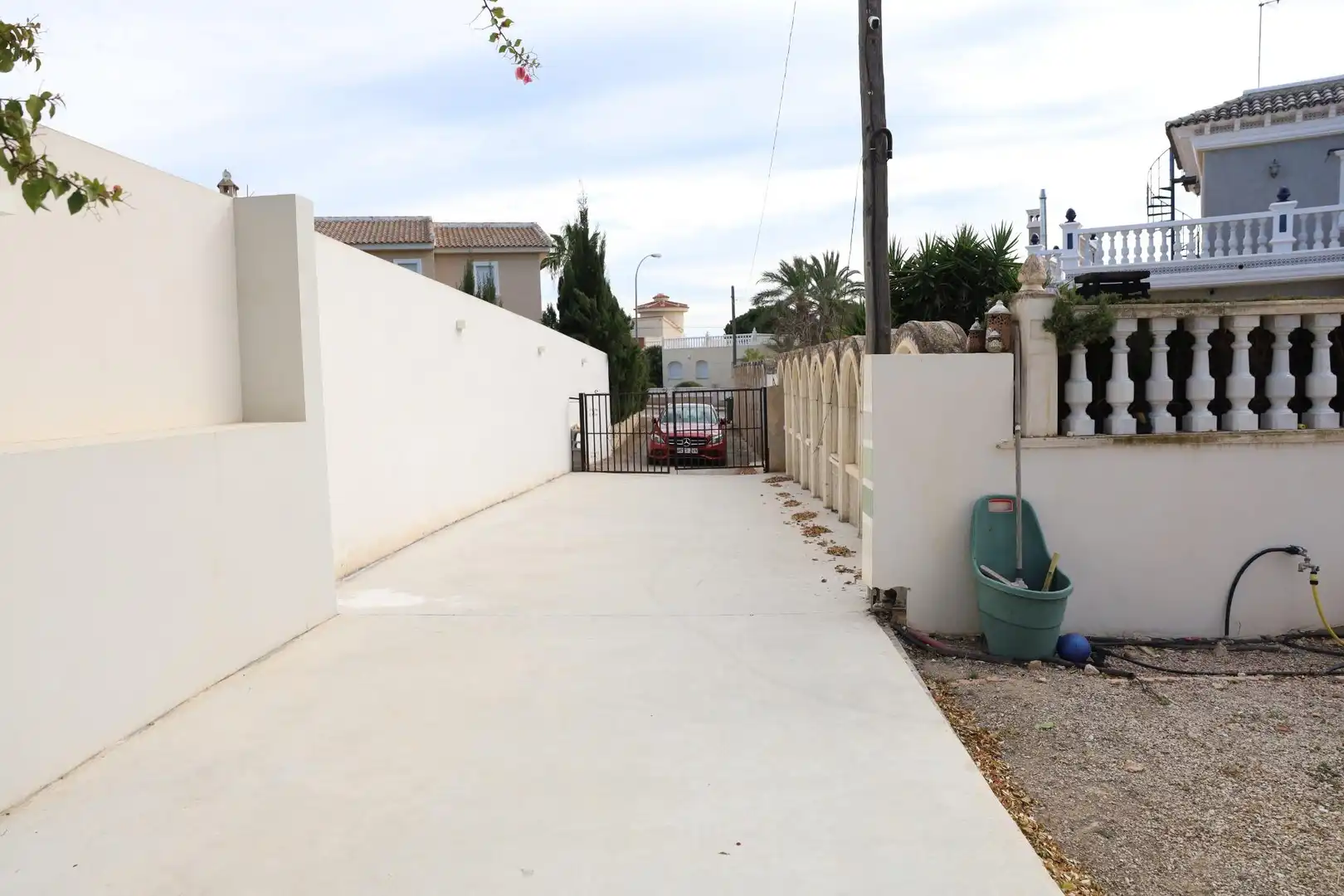 Vista exterior de Casa o xalet en venda en Rojales amb Piscina