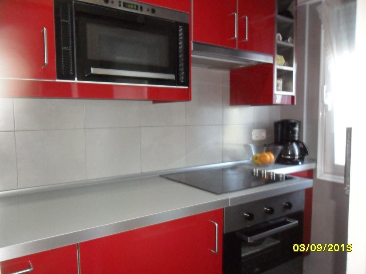 Cuina de Apartament de lloguer en Sopelana amb Calefacció, Terrassa i Moblat