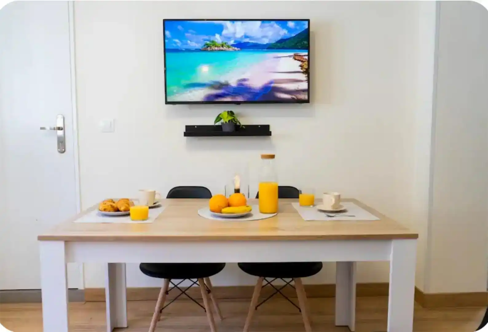 Comedor de Casa adosada en venta en Málaga con Aire acondicionado, Parquet y Amueblado