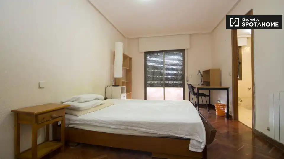 Piso con terraza en alquiler en Centro, imagen 12