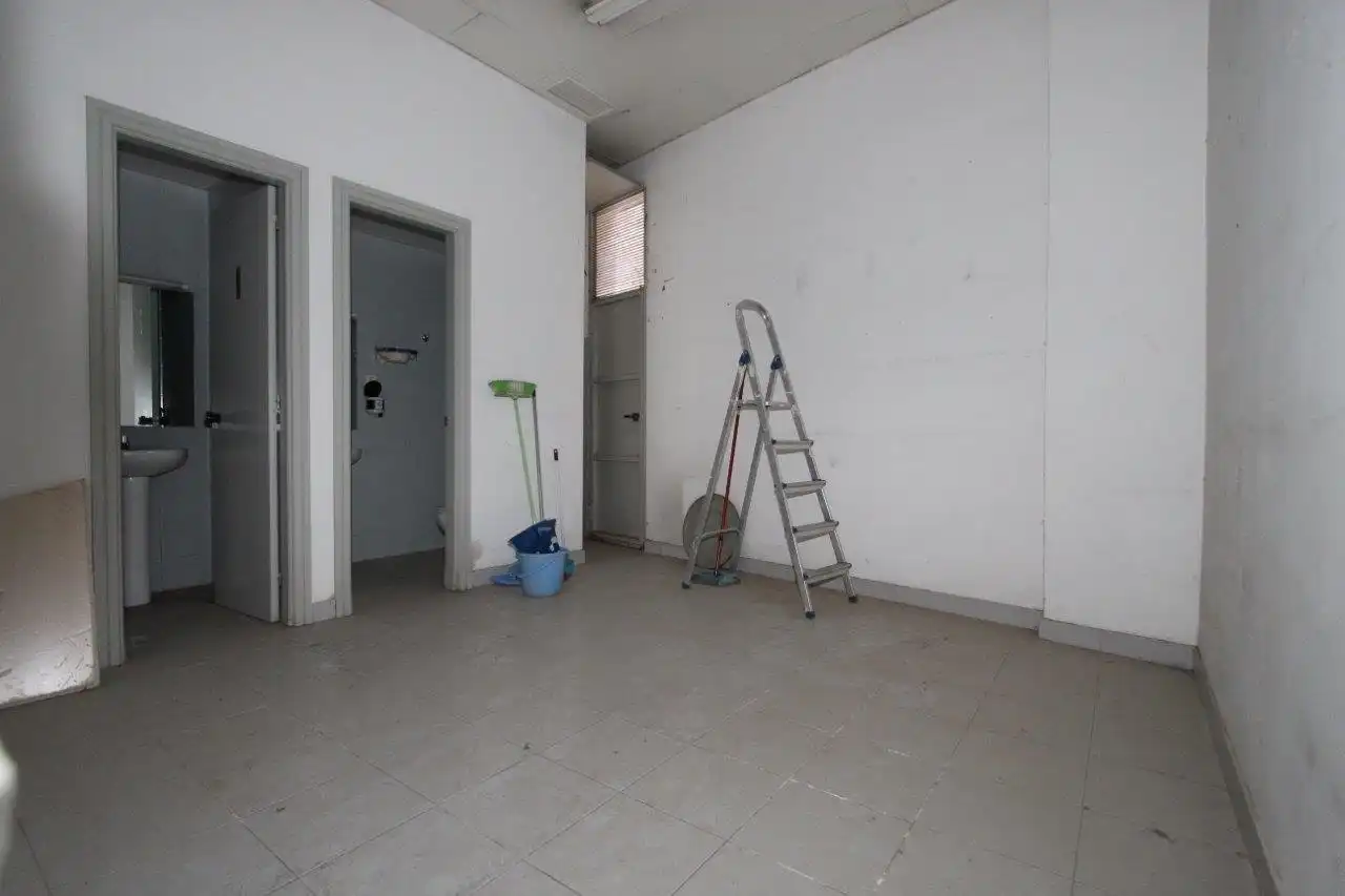 Local comercial en venda a Molins de Rei, imagen 5