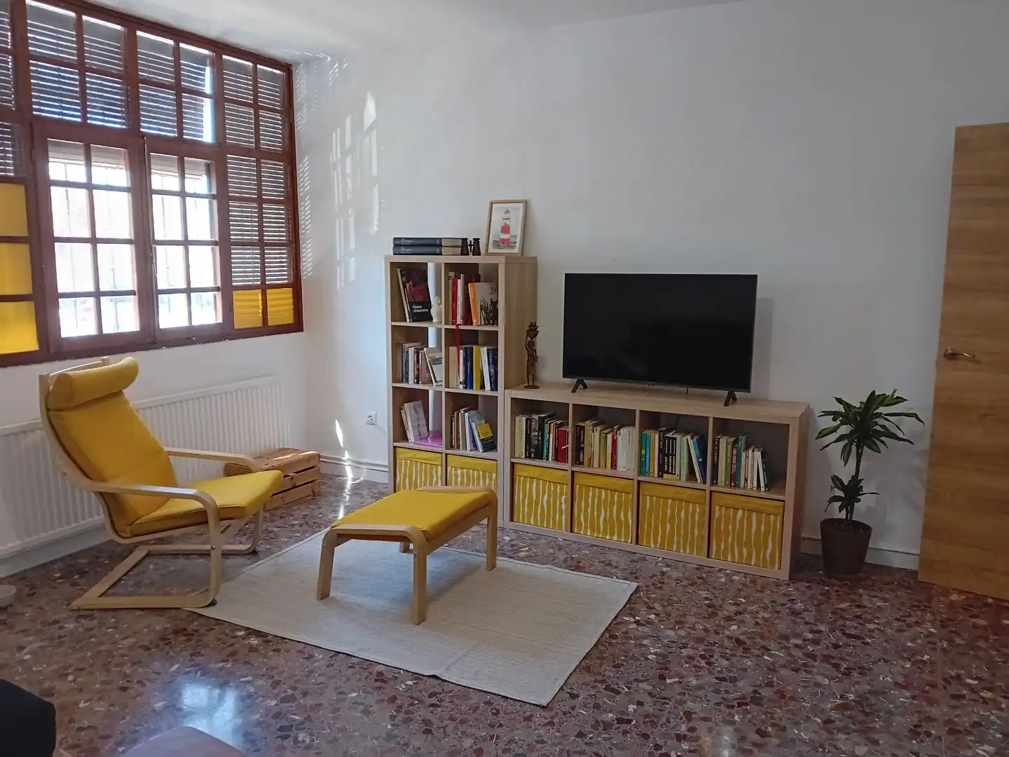Wohnzimmer von Wohnung zum Verkauf in Almagro mit Klimaanlage, Heizung und Terrasse