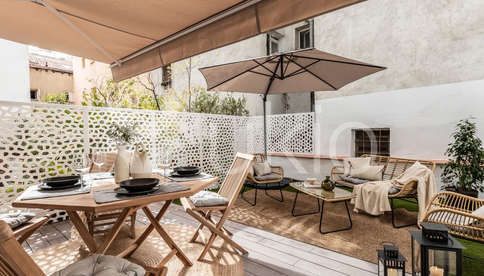 Apartamento de alquiler en Calle de Garcilaso, Trafalgar