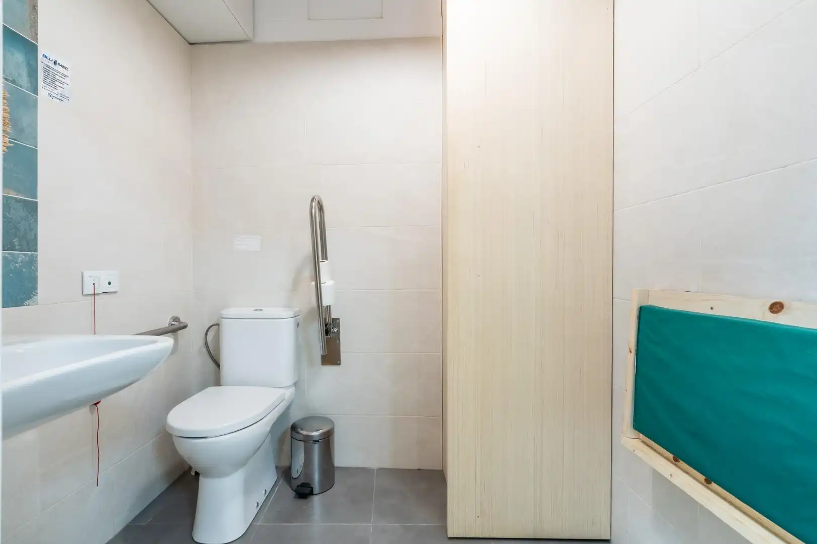 Badezimmer von Geschaftsraum zur Miete in Granadilla de Abona mit Klimaanlage