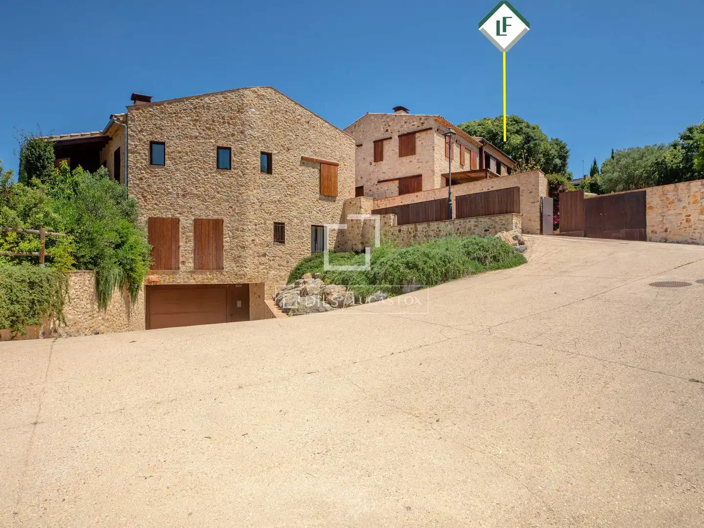 Vista exterior de Casa o xalet en venda en Madrid amb Aire condicionat, Calefacció i Terrassa