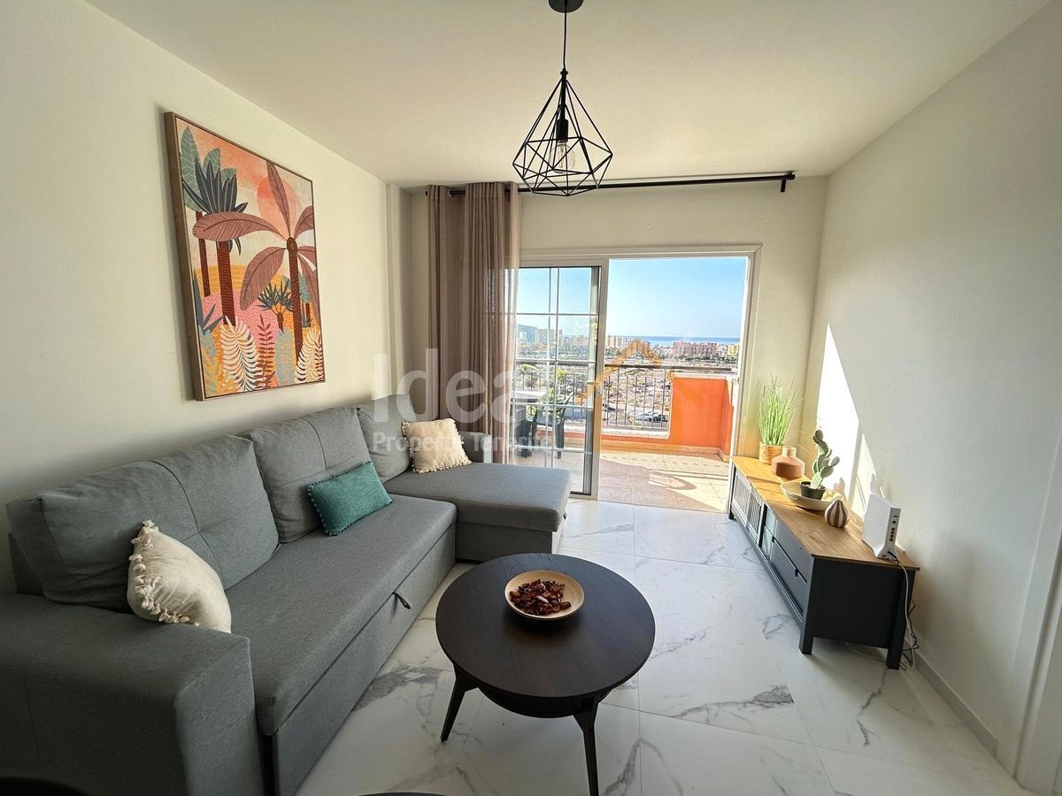 Sala d'estar de Àtic en venda en Arona amb Terrassa i Moblat