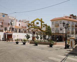 Casa adosada en venda a Plaza Calvario, Benamocarra