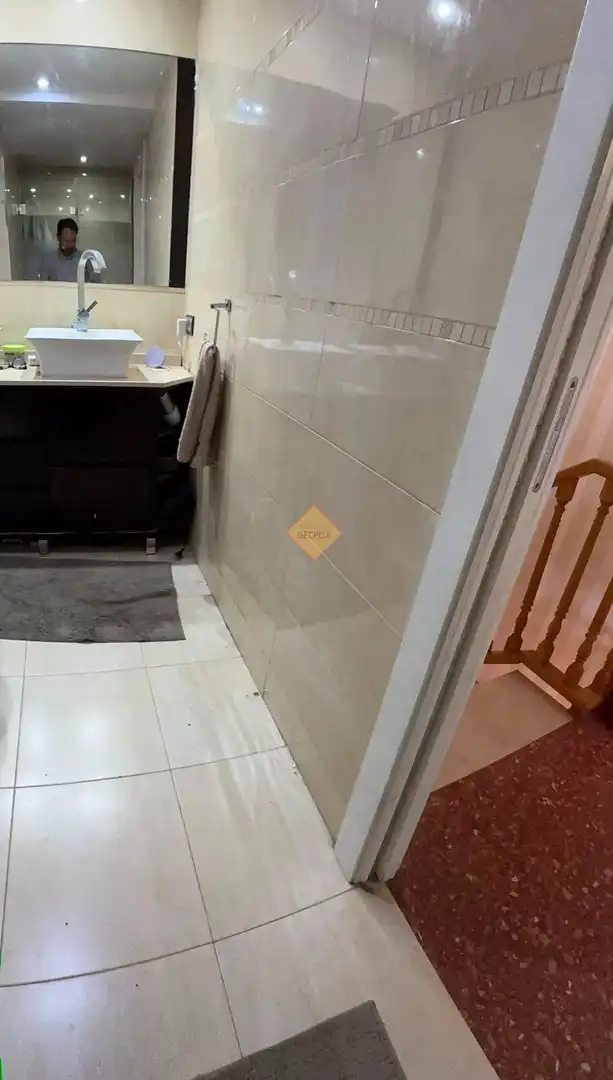 Baño de Dúplex de alquiler en Burjassot con Aire acondicionado y Amueblado