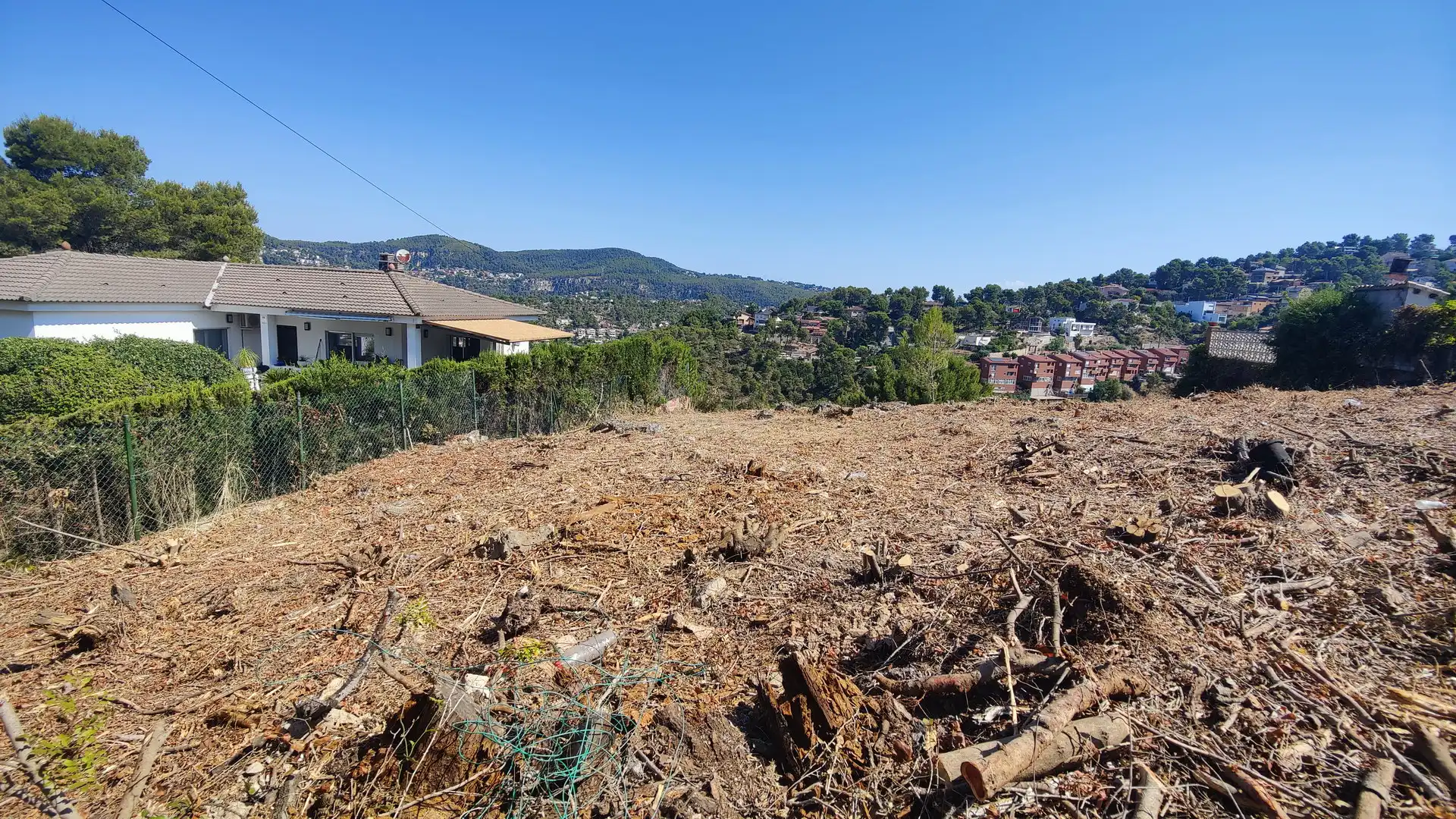Terreny residencial en venda a Vallirana, imagen 2