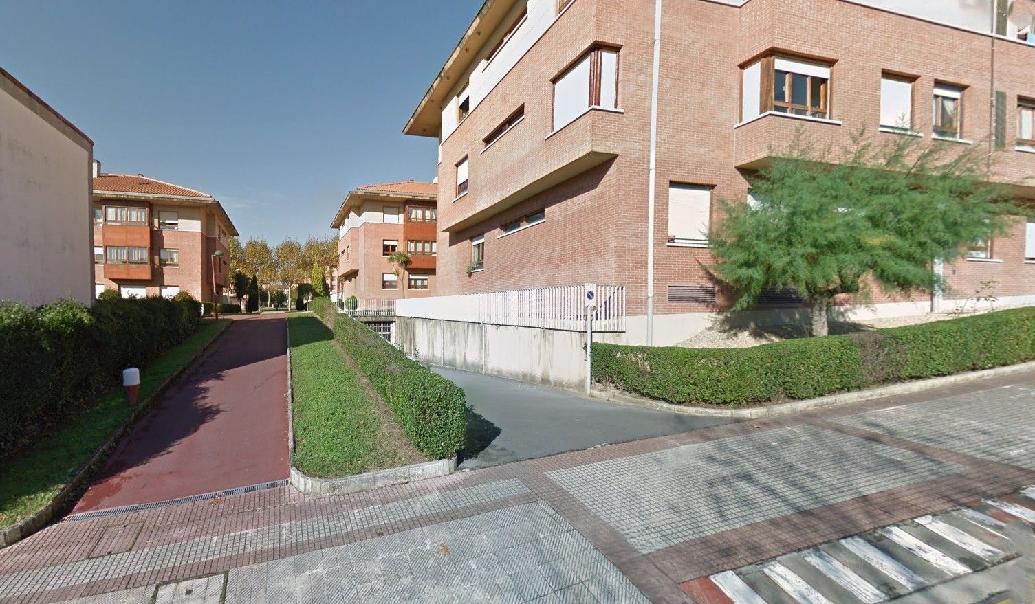 Exterior view of Garage for sale in Loiu