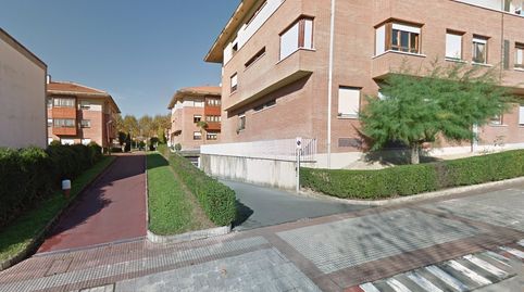 Foto 2 de Garaje en venta en Errementeri, Loiu, Bizkaia