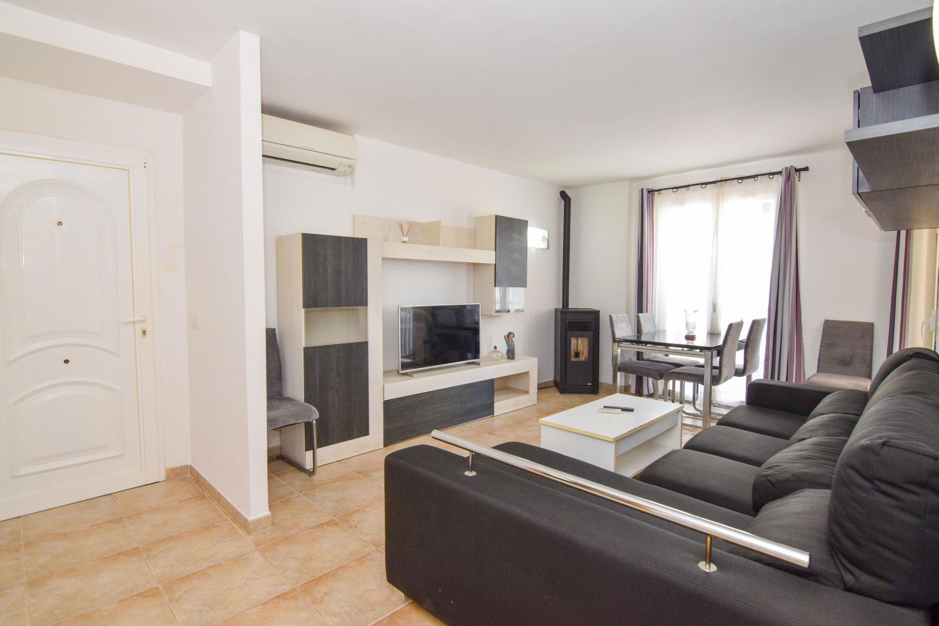 Living room of Flat to rent in Artà  with Air Conditioner, Storage room and Furnished