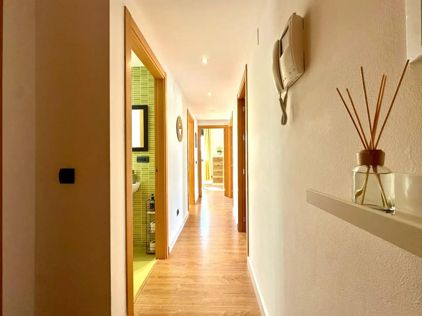 Piso en venta en Almería con Aire acondicionado, Terraza y Trastero