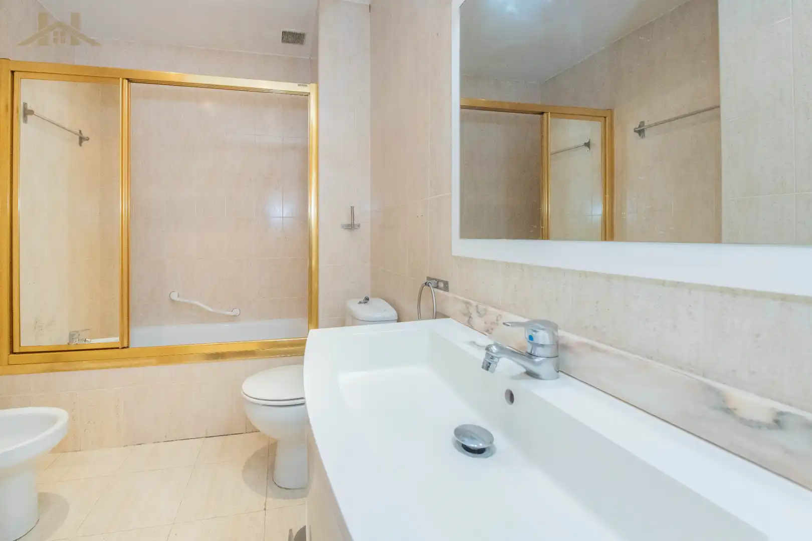Bathroom of Attic for sale in Mejorada del Campo  with Heating, Parquet flooring and Terrace