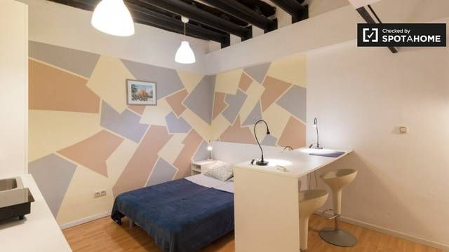 Piso en Alquiler en Barri Gòtic