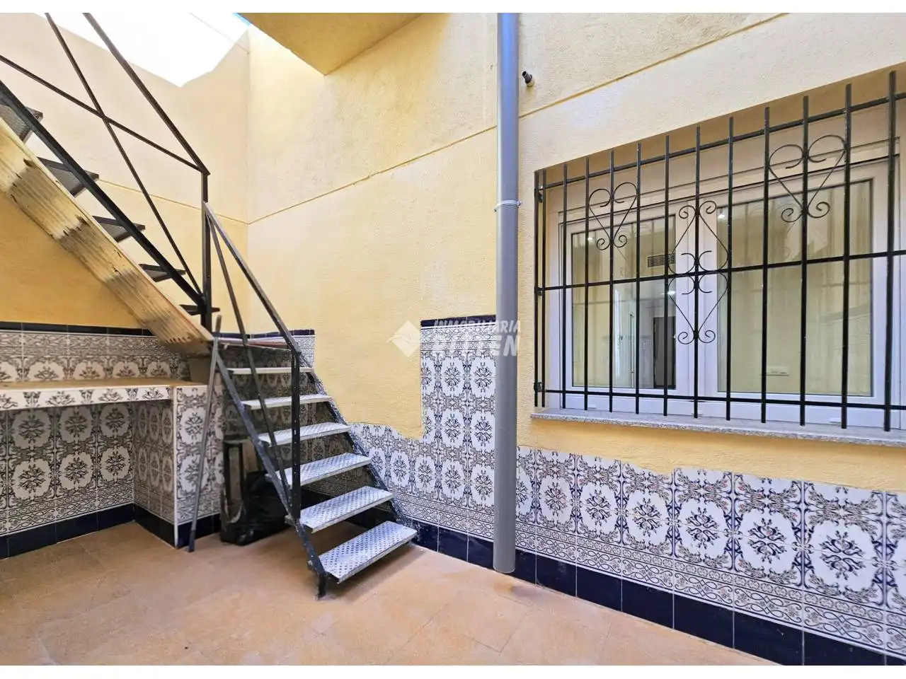 Exterior view of Houses for sale in Cartagena  with Air Conditioner and Terrace
