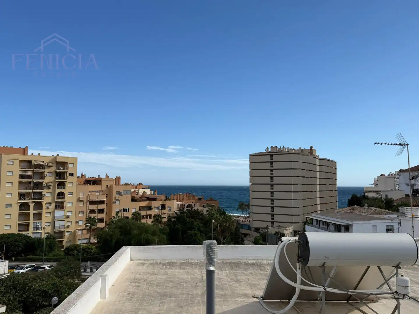 Vista exterior de Dúplex en venta en Almuñécar con Jardín privado, Terraza y Trastero