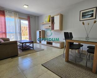 Sala d'estar de Apartament de lloguer en Miño amb Calefacció, Jardí privat i Terrassa