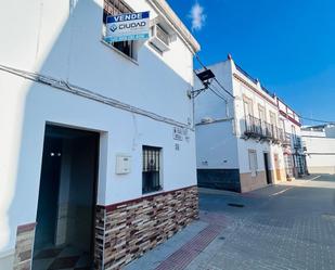 Exterior view of House or chalet for sale in Arahal