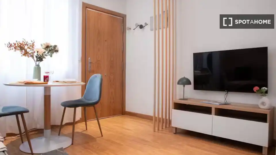 Appartamento in affitto a Ciudad Lineal, imagen 4