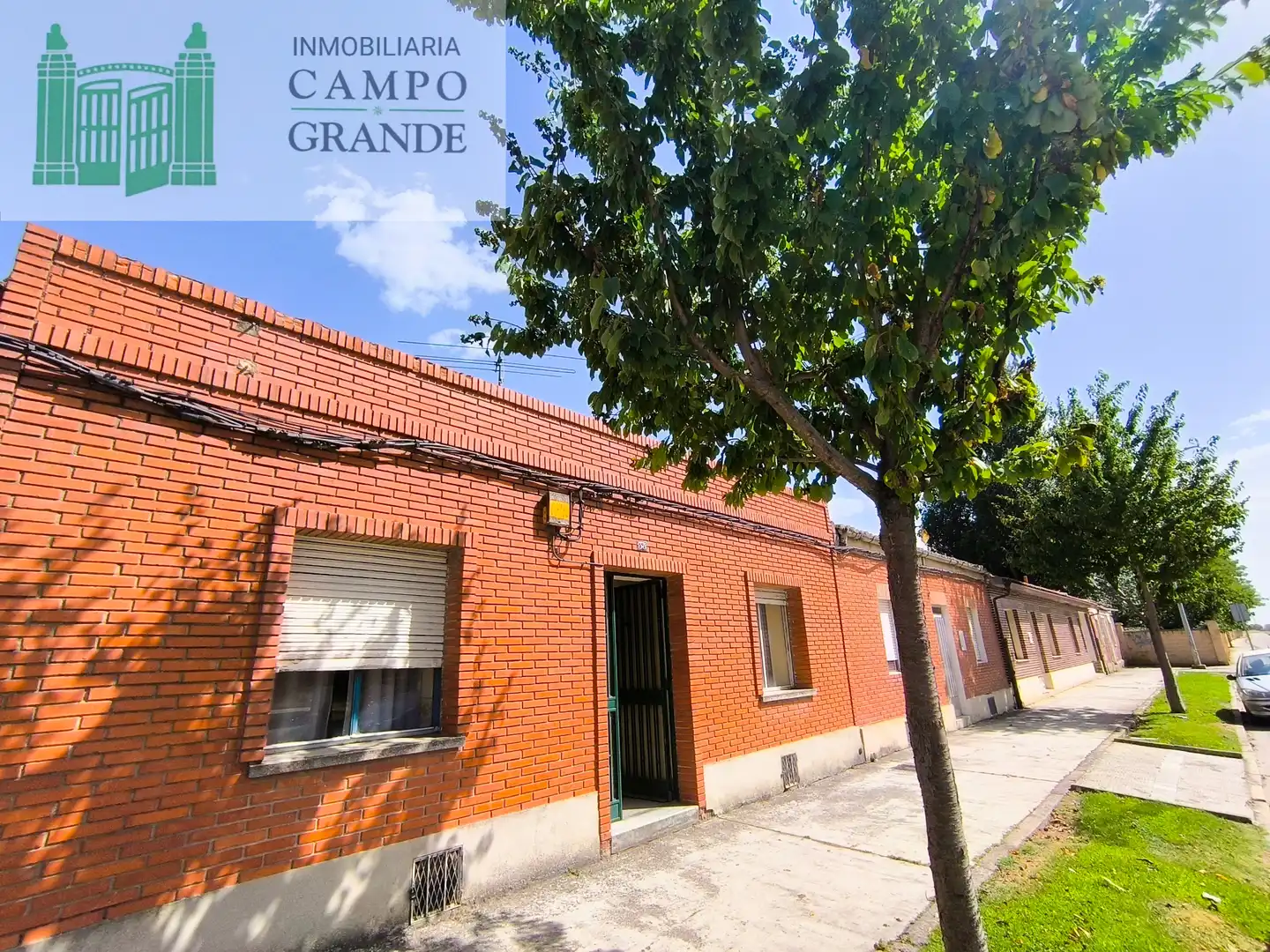 House with garden for sale in Venta de Baños