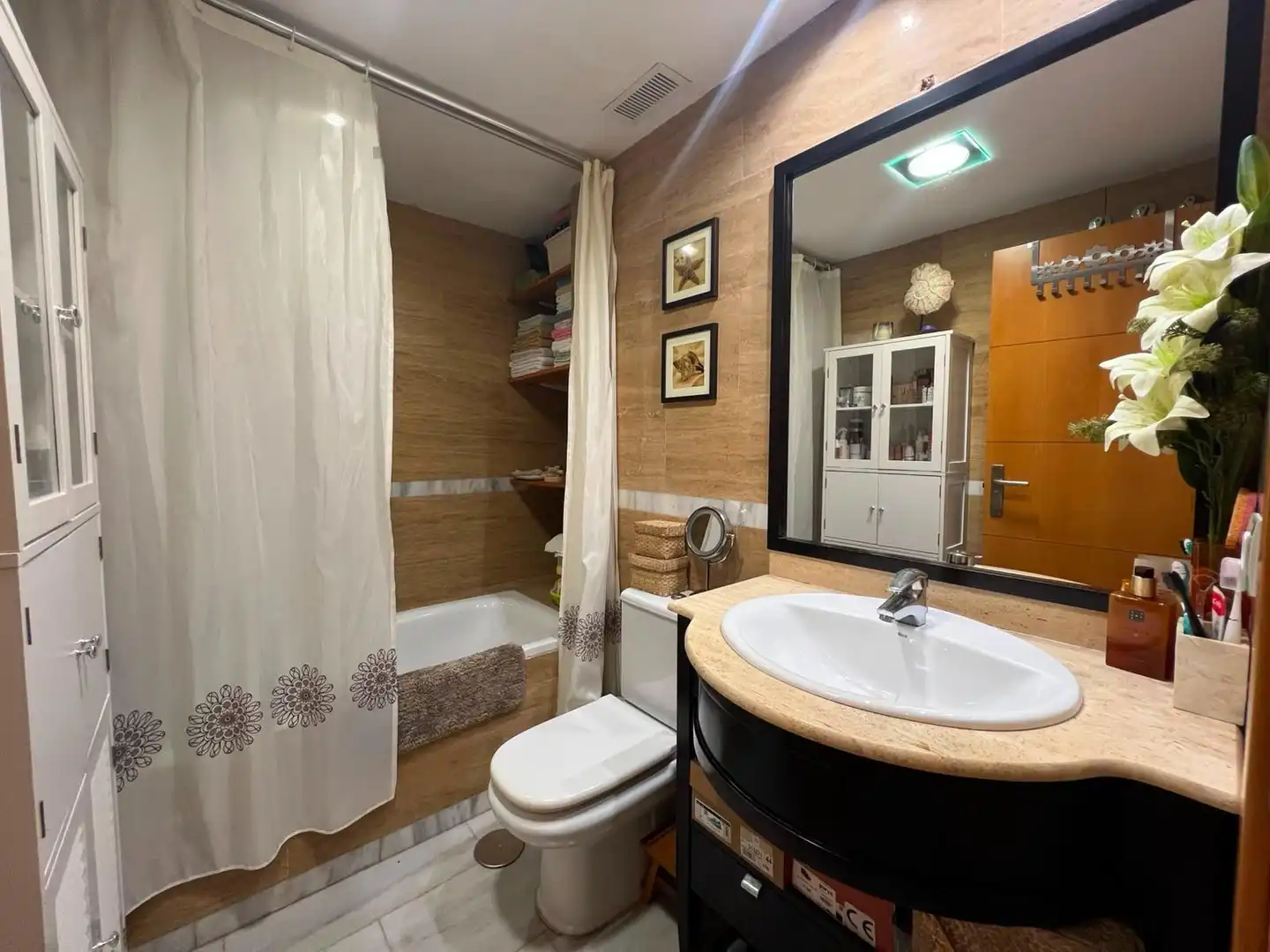 Baño de Apartamento en venta en Villajoyosa / La Vila Joiosa con Jardín privado, Terraza y Piscina comunitaria