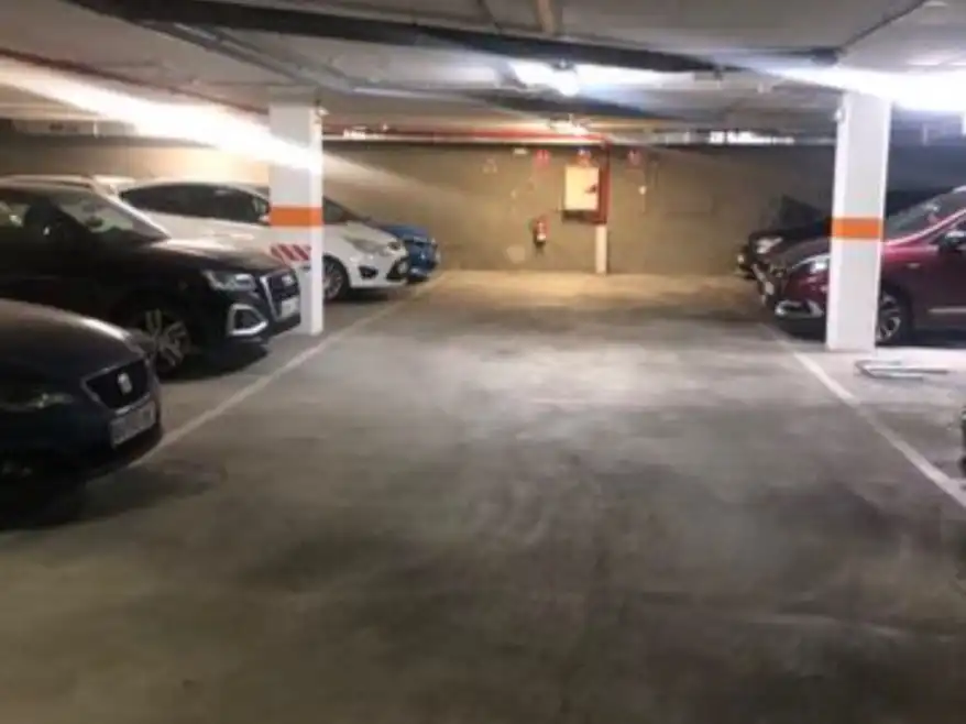 Individual en alquiler en Calle narcis monturiol 5, imagen 6