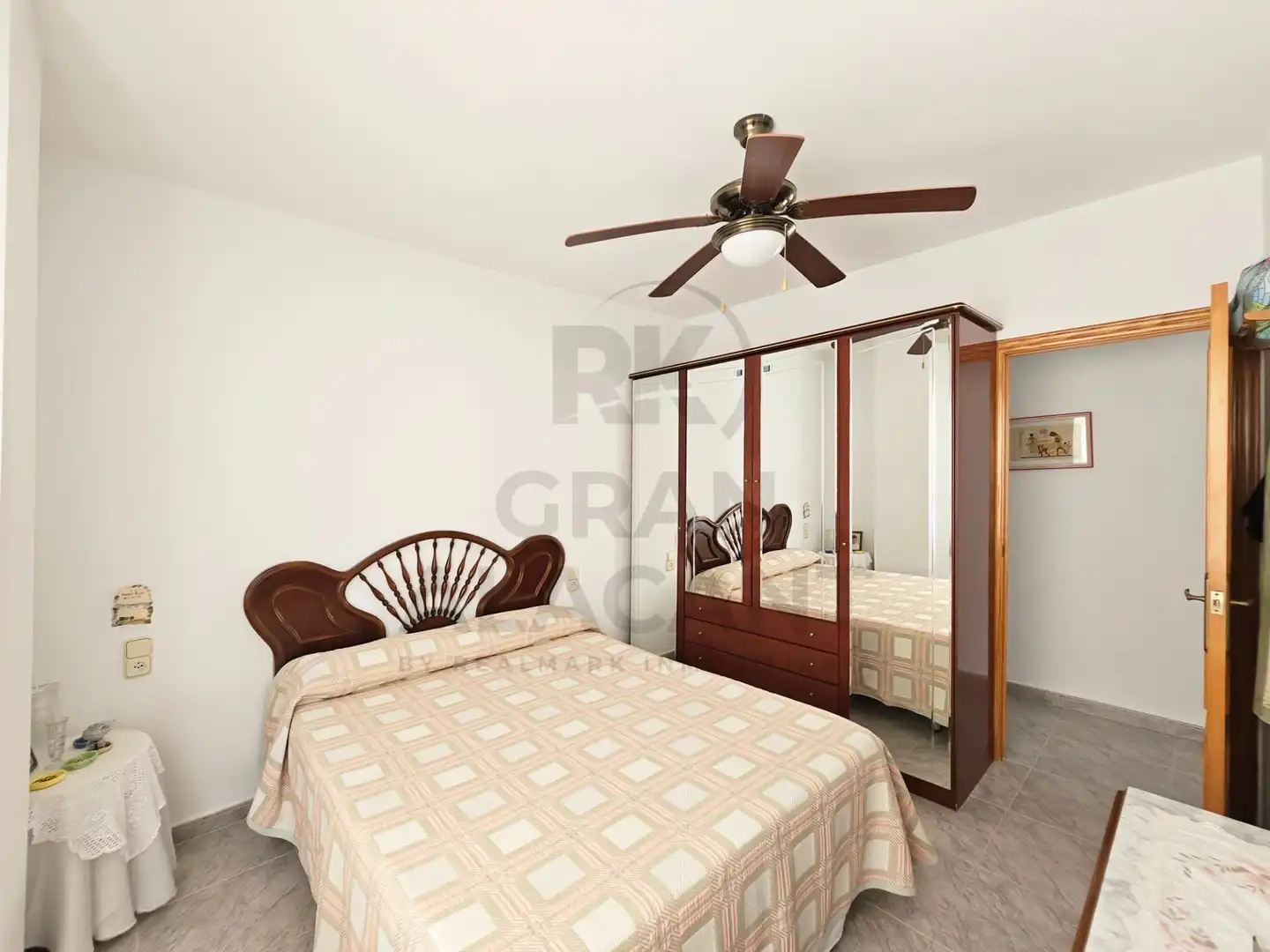 Habitación de Apartamento en venta en Elche / Elx con Aire acondicionado, Calefacción y Terraza