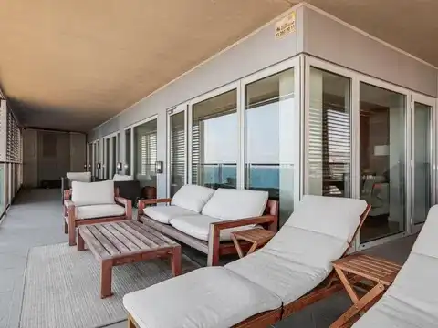 Flat with terrace to rent in Passeig de Garcia Fària, imagen 7