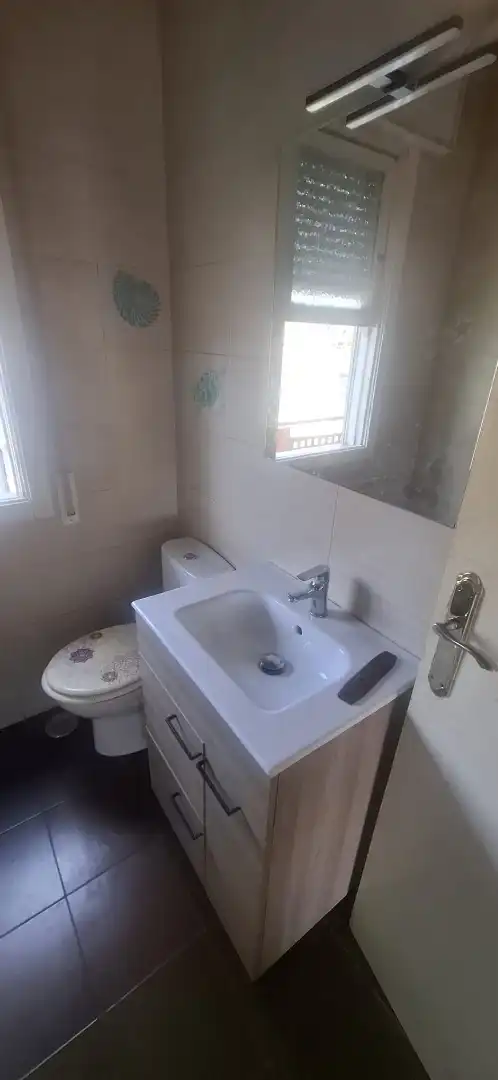 Bany de Casa o xalet en venda en Vigo  amb Jardí privat i Terrassa