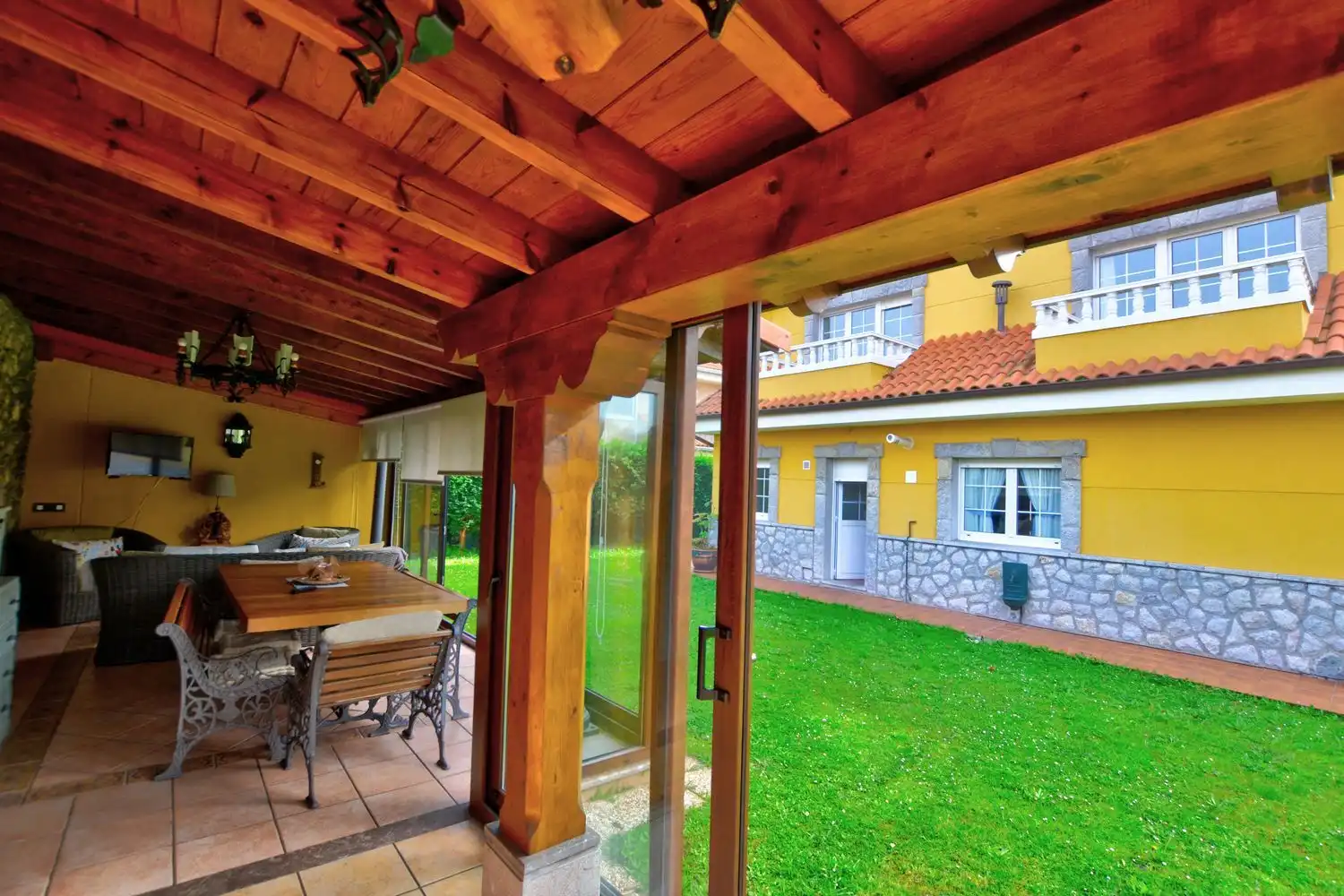 Jardín de Casa o chalet en venta en Avilés con Calefacción, Terraza y Trastero