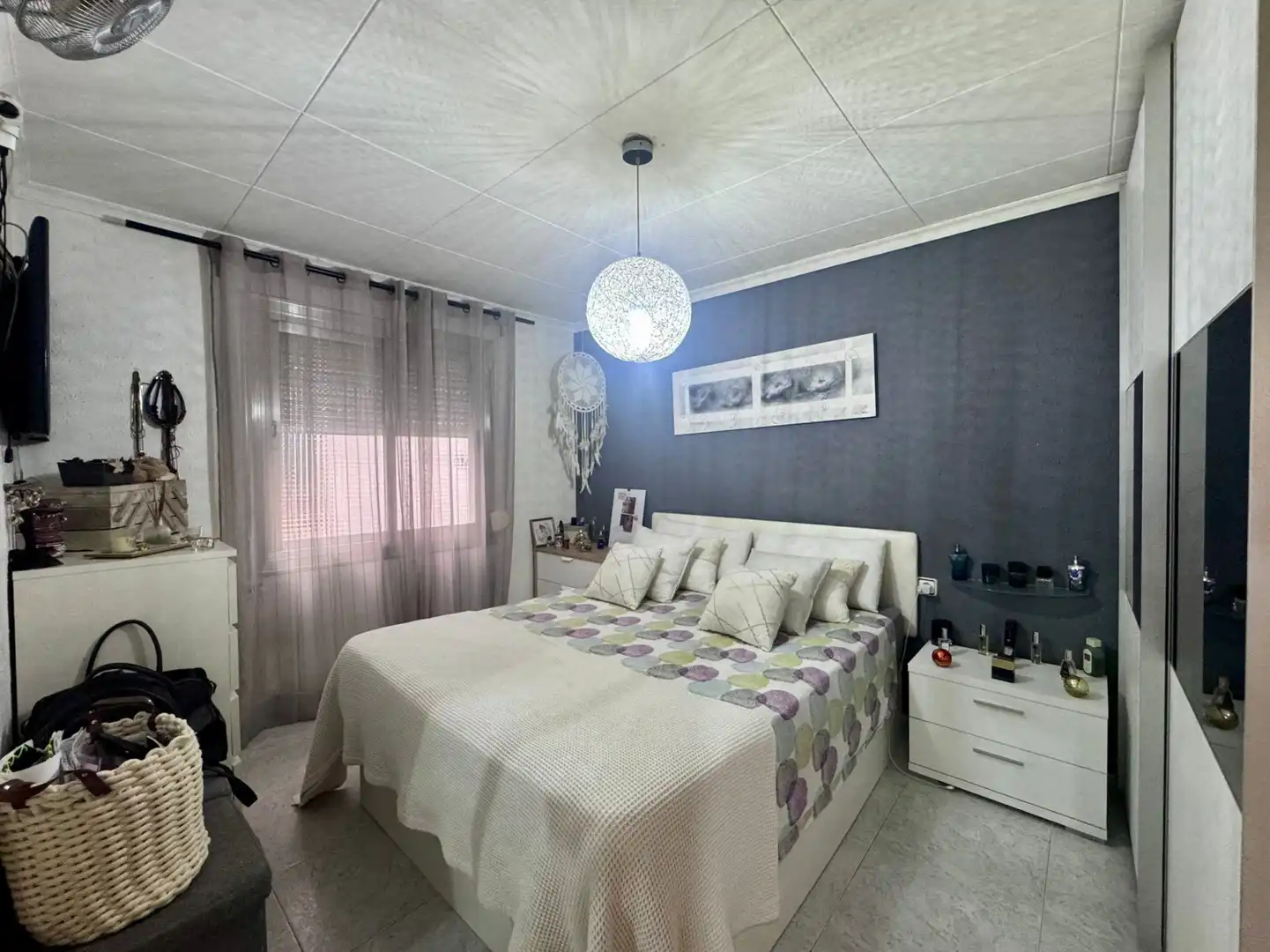Bedroom of Flat for sale in Mataró