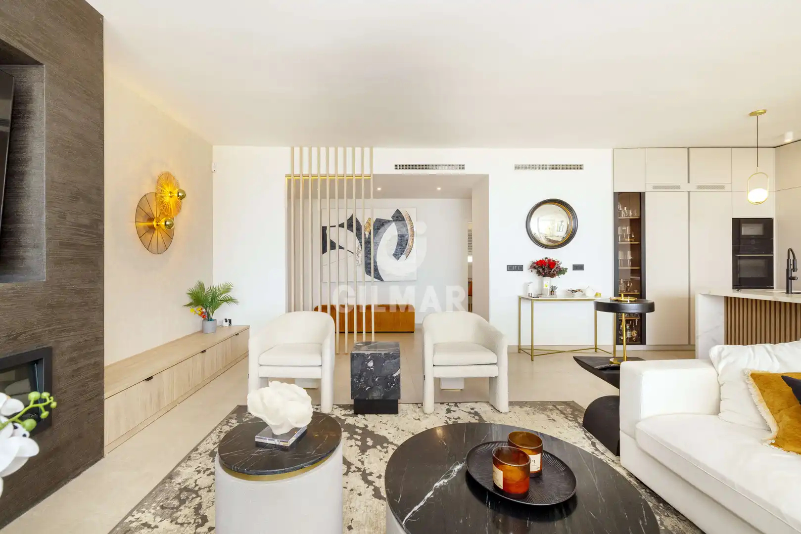 Sala de estar de Dúplex en venta en Benalmádena con Calefacción, Jardín privado y Piscina