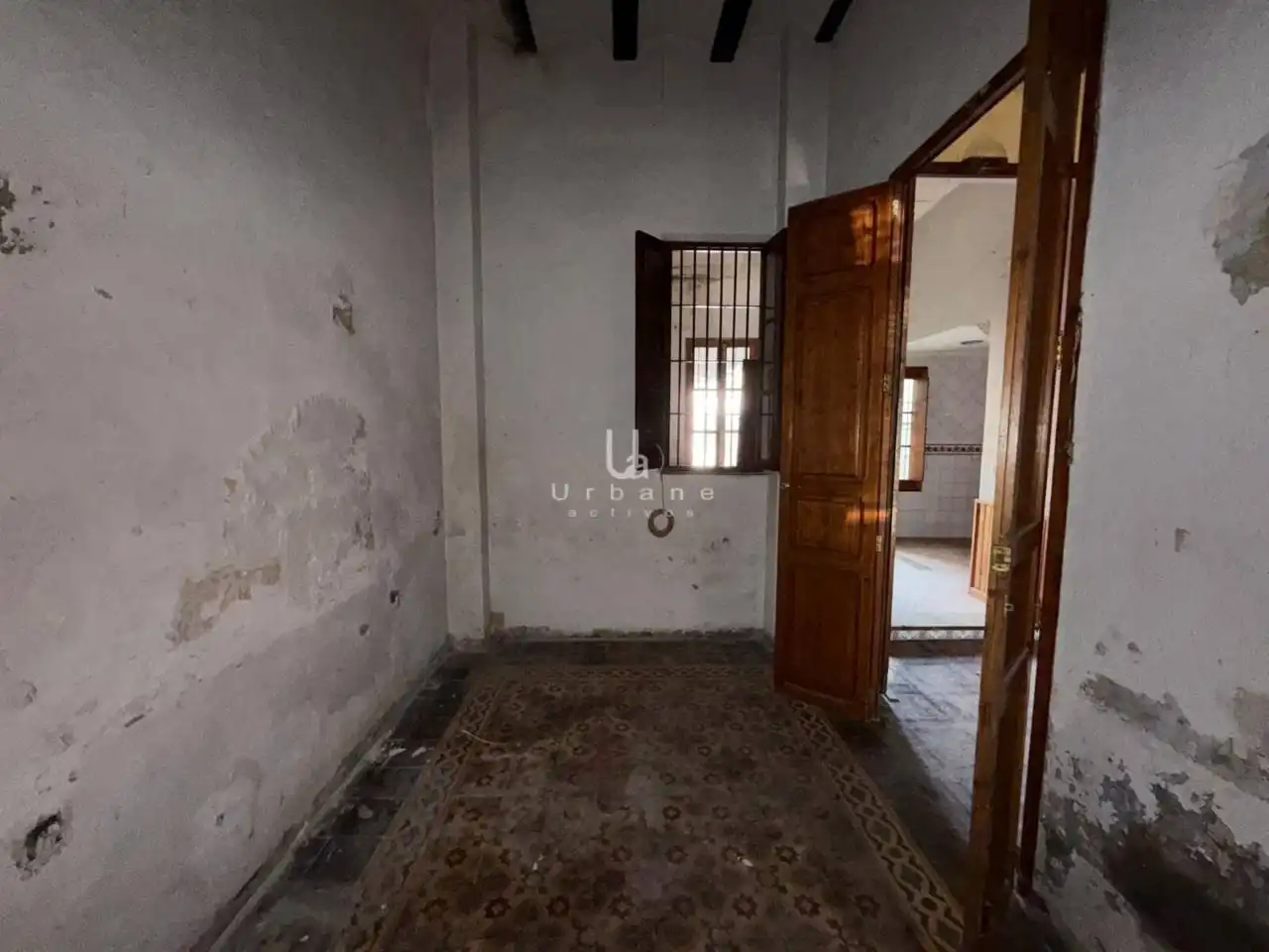 Flat for sale in Valencia  with Terrace and Alarm