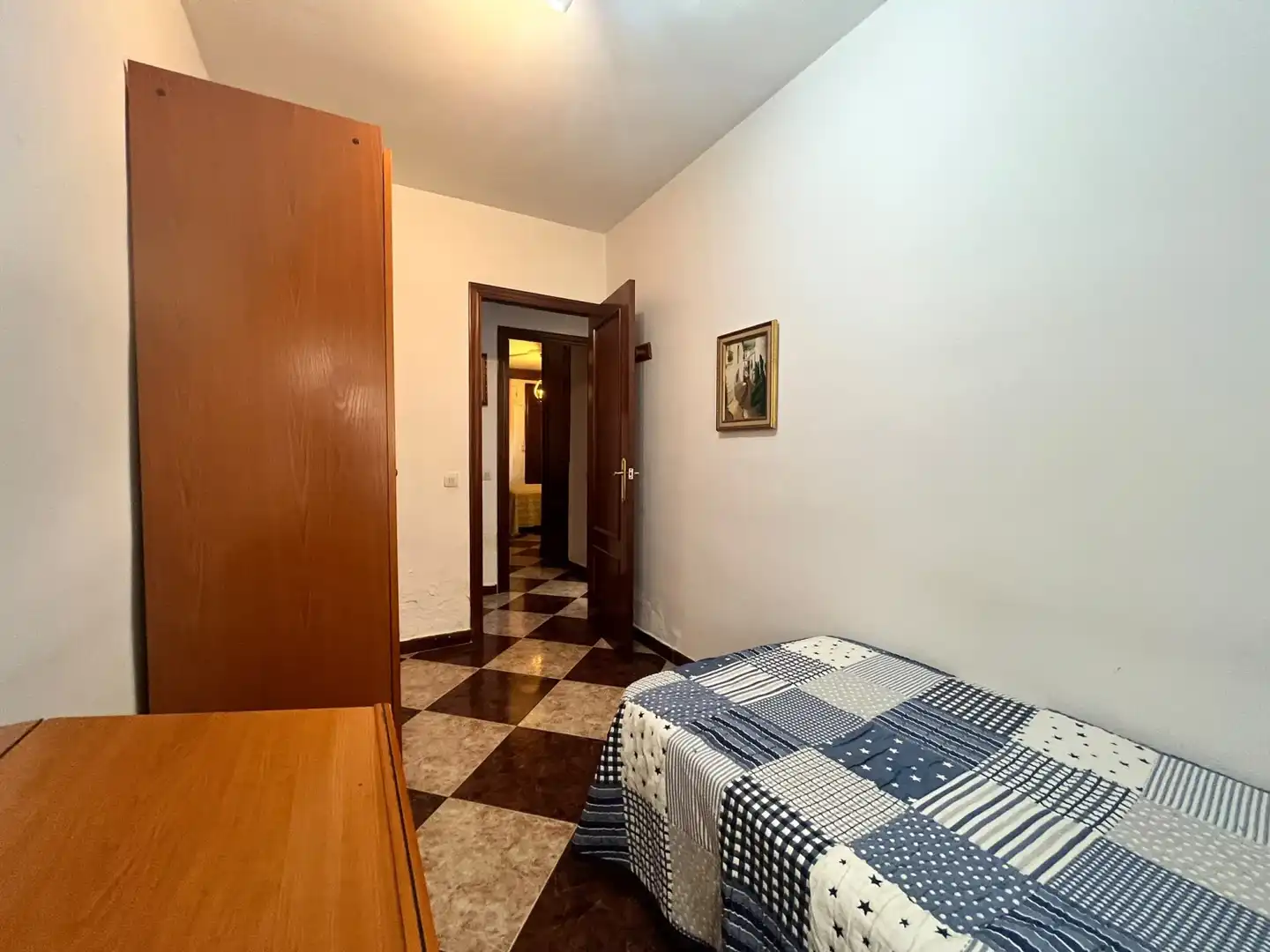 Bedroom of Flat for rent in Sevilla  with Air Conditioner, Furnished and Washing machine