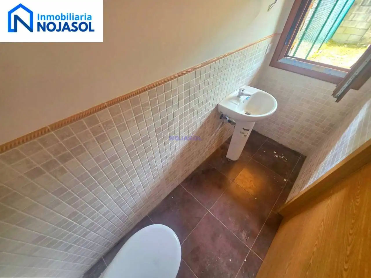 Baño de Casa adosada en venta en Ruesga con Calefacción y Jardín privado