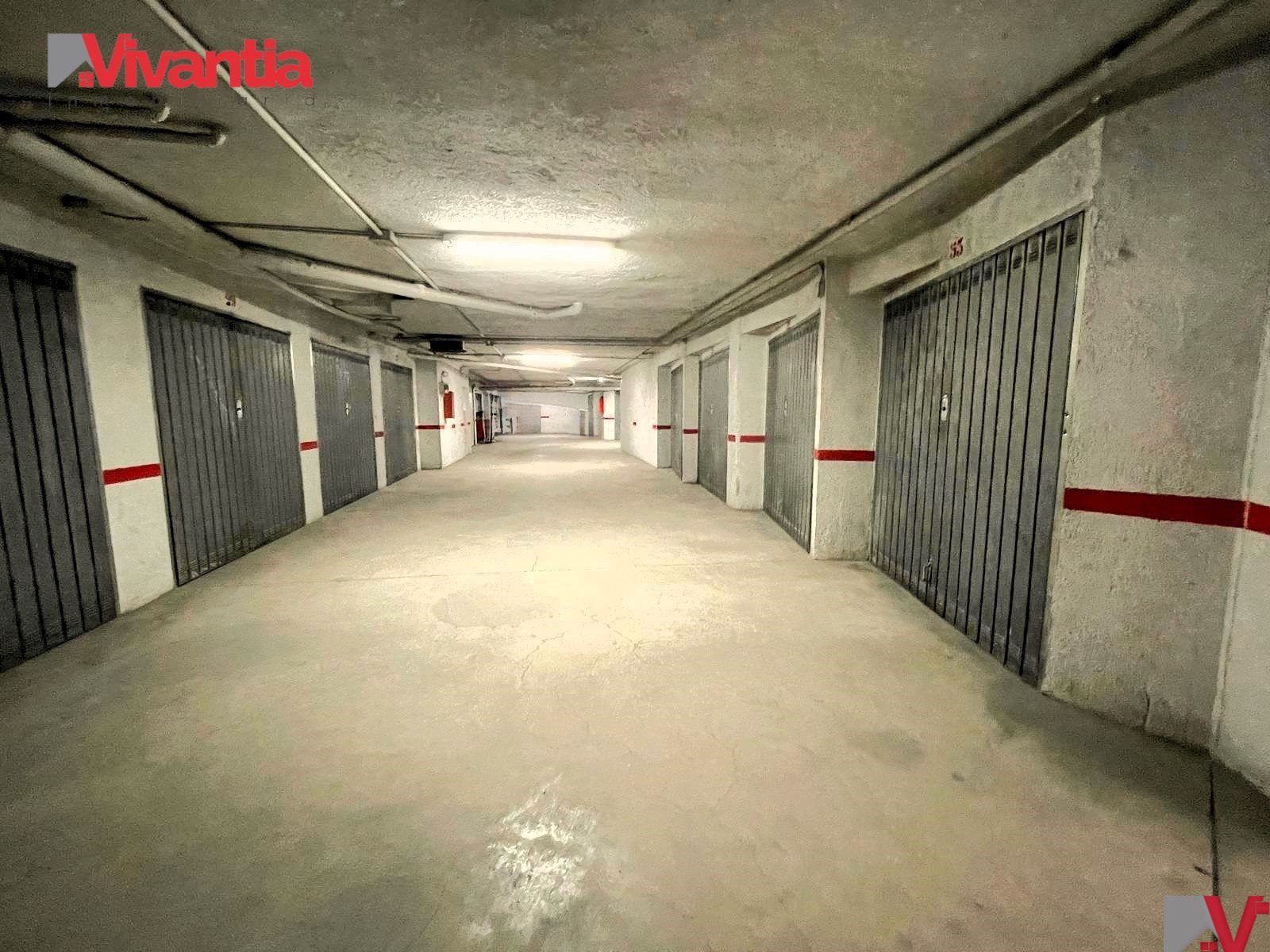 Parkplatz von Garage zum Verkauf in Lorca