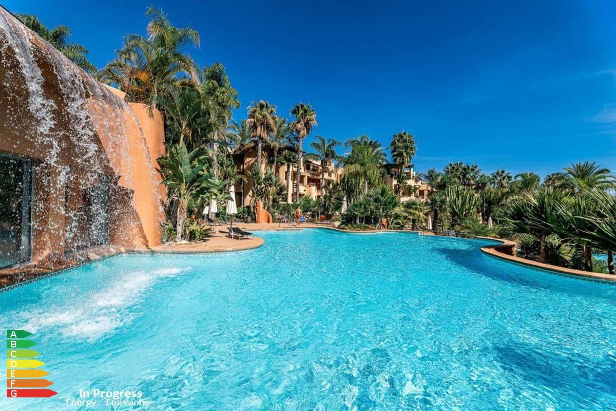 Piscina de Apartament de lloguer en Marbella amb Aire condicionat, Terrassa i Piscina