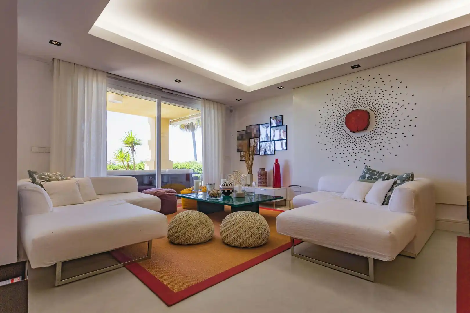 Wohnzimmer von Erdgeschoss zur Miete in Marbella mit Klimaanlage, Heizung und Terrasse